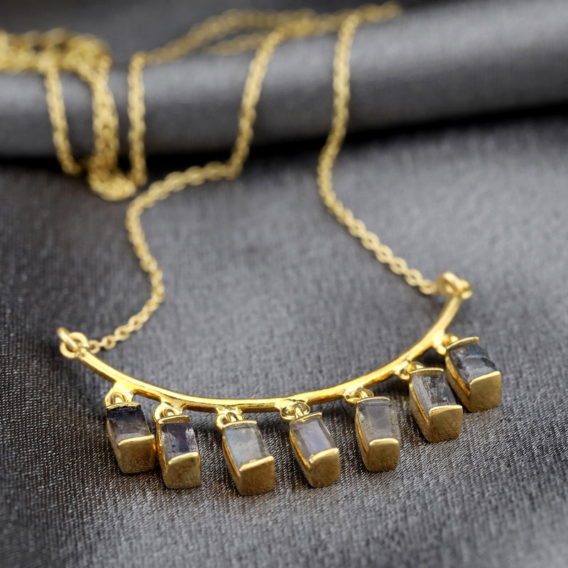 Multi Labradorite ädelsten halsband - 925 Sterling guldpläterade lyxiga smycken - K925-121