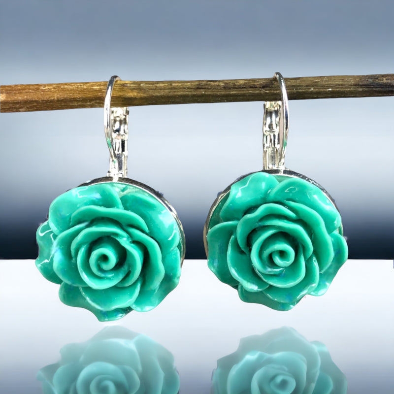 Spring roses II earrings in vintage style